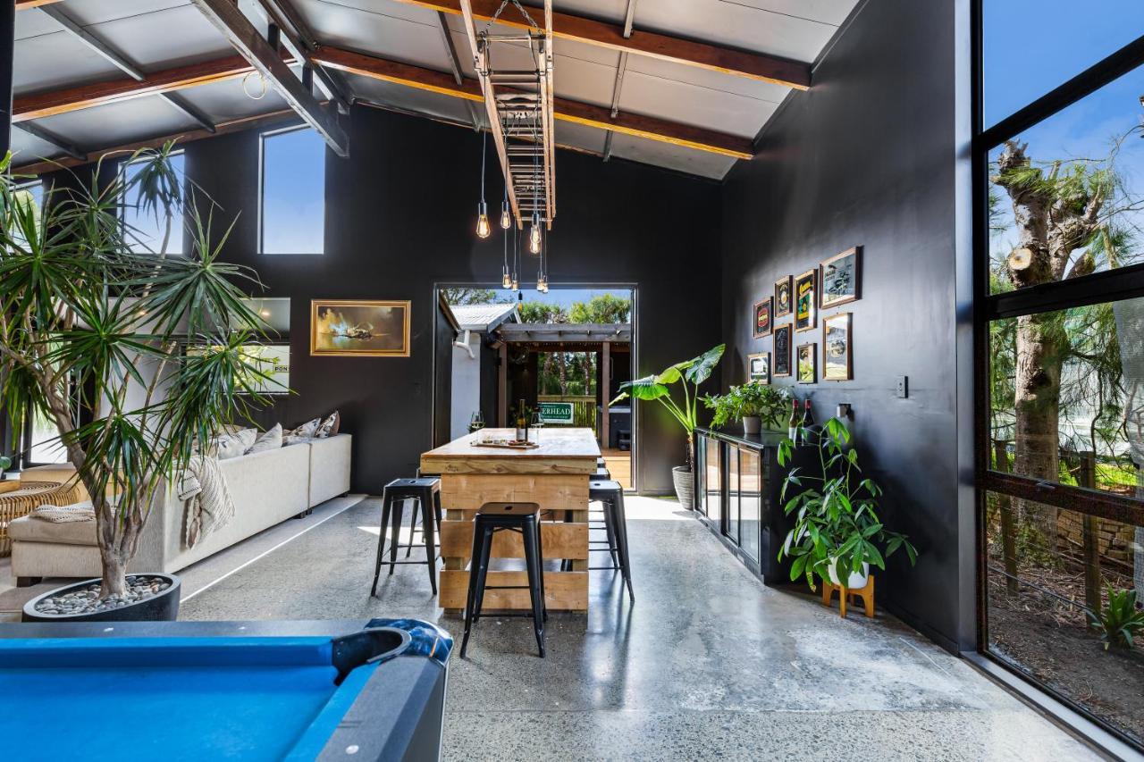 The Black Barn Auckland Bagian luar foto